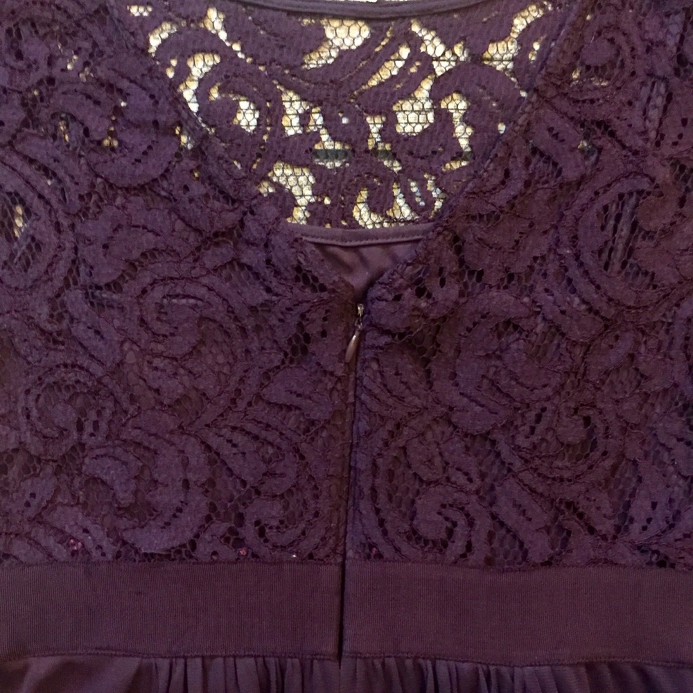 Adrianna Papell Illusion Neckline Cap Sleeve Dress - Picture 9 of 10